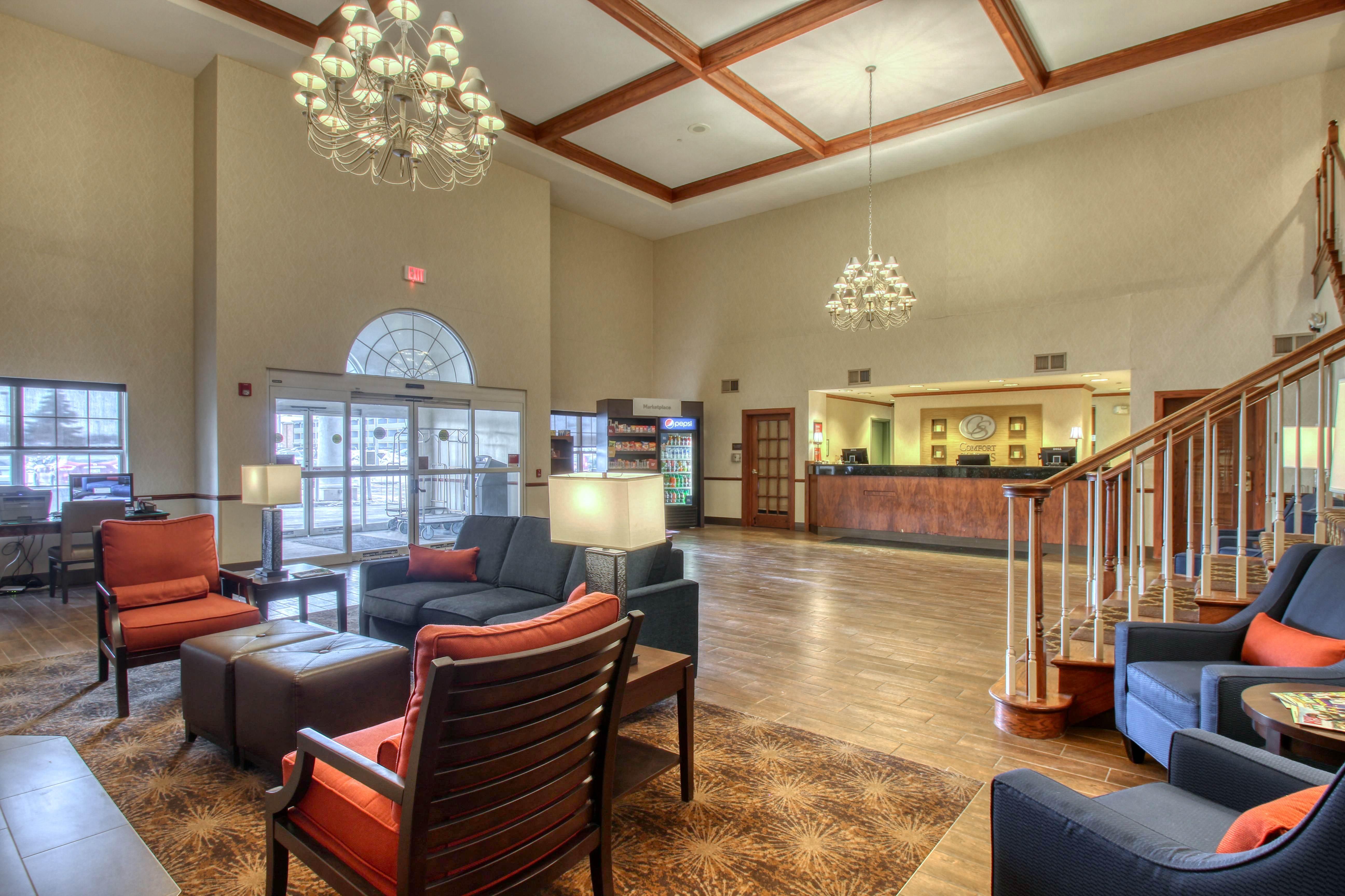 Comfort Suites Milwaukee Airport Oak Creek Exteriör bild