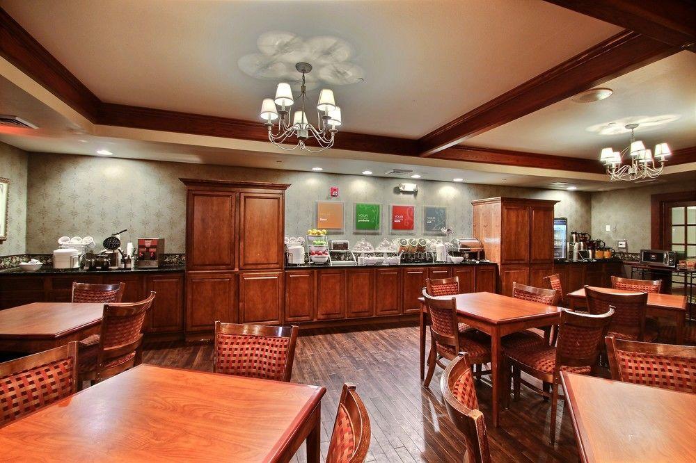Comfort Suites Milwaukee Airport Oak Creek Exteriör bild