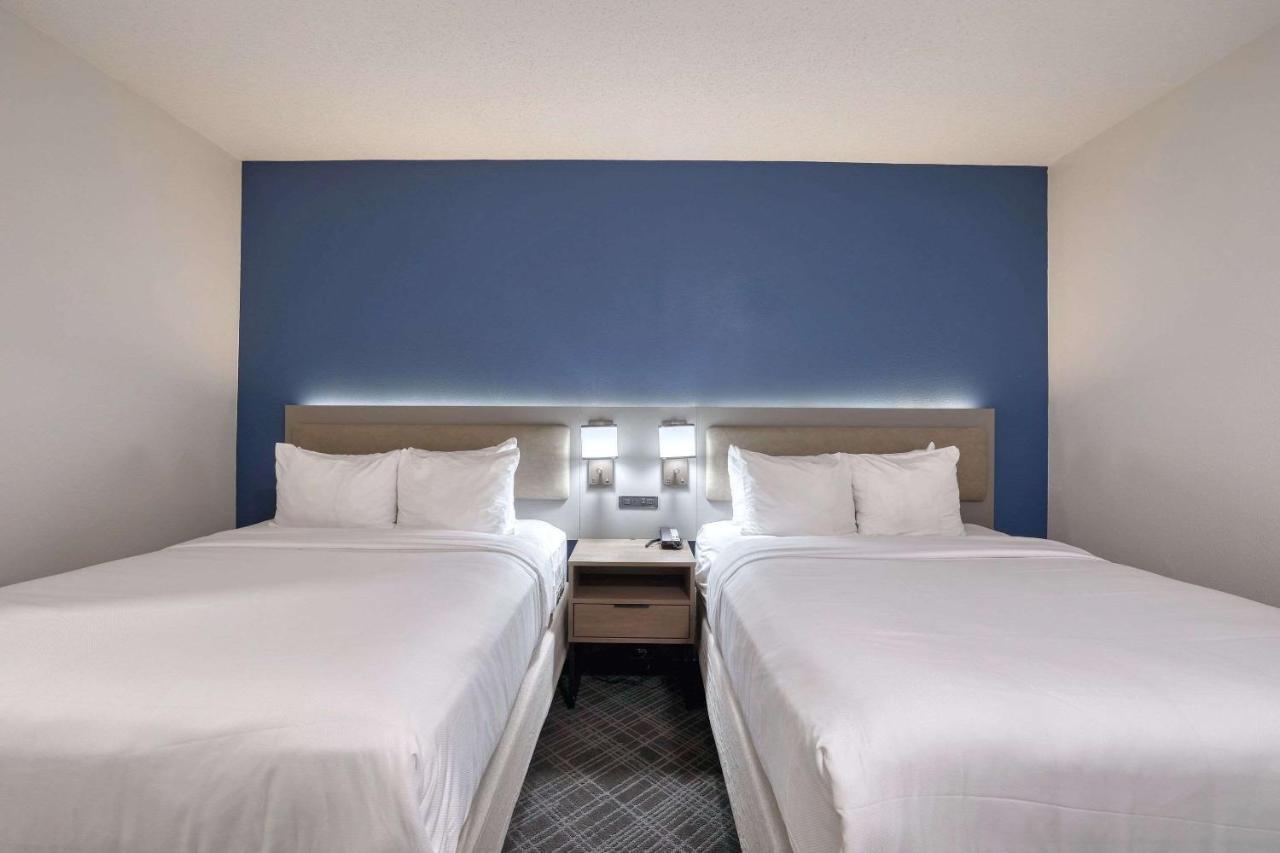 Comfort Suites Milwaukee Airport Oak Creek Exteriör bild