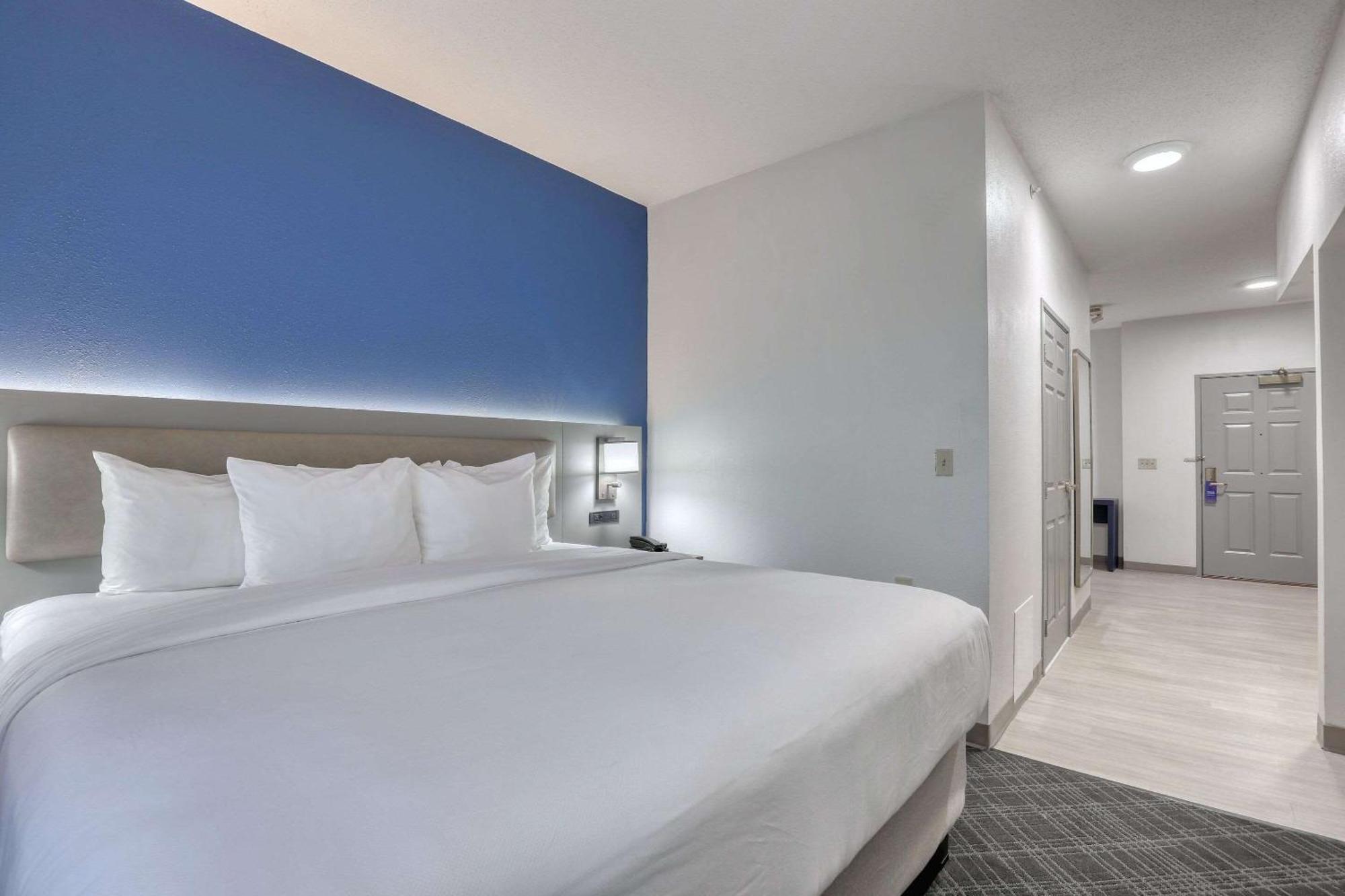Comfort Suites Milwaukee Airport Oak Creek Exteriör bild