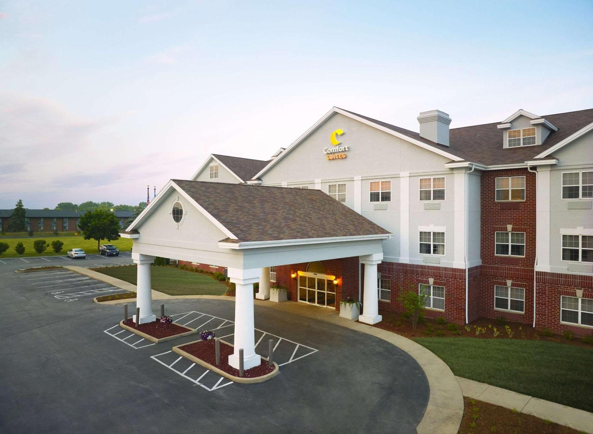 Comfort Suites Milwaukee Airport Oak Creek Exteriör bild